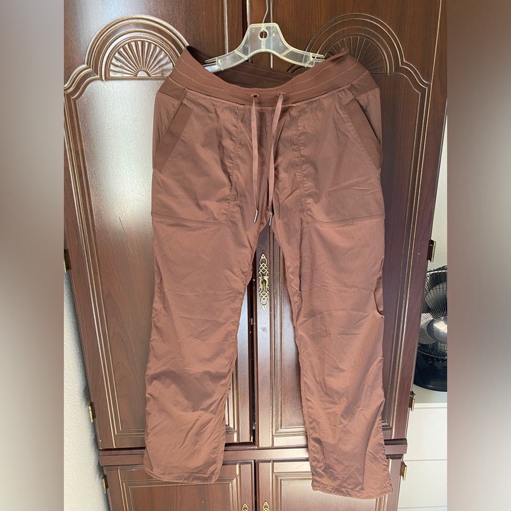 Lululemon Dance Studio Mid-Rise Pant Regular